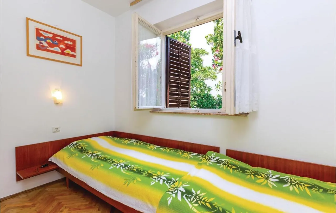 2 Bedroom Awesome Home In Dramalj